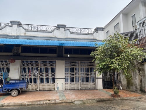 ផ្ទះជួល 2បន្ទប់គេង 3បន្ទប់ទឹក (បុរីលាភ)