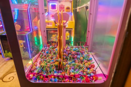 ឥវ៉ាន់ទិញមកលក់វិញខាត50% 14$មុឺន លក់វិញតែ 5មុឺន 0966769220