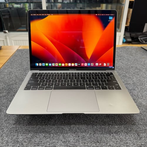 តម្លៃៈ​ 🎉299$🎉 Macbook Air 13-inch 2018