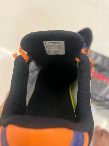 Futsal boots ហ្វូតសាល
