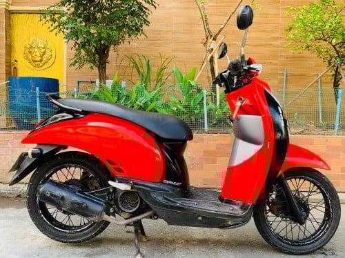 Honda Scoopy (110cc,from Japan)
