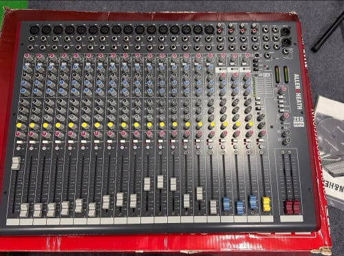 Mixer AllenHealth 22chanelមួយទឹកពីជប៉ុន មិនទាន់ប្រើនៅខ្មែរ នៅថ្មី97%មានអេកូរ ប្រើភ្លើង220V