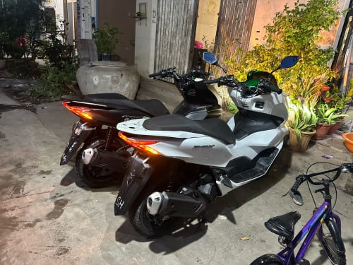 Pcx021ជប៉ុនABSមុខក្រោយតម្លៃចែកជូនបងៗប្រើប្រាស់មានពន្ធត្រឹមត្រូវ