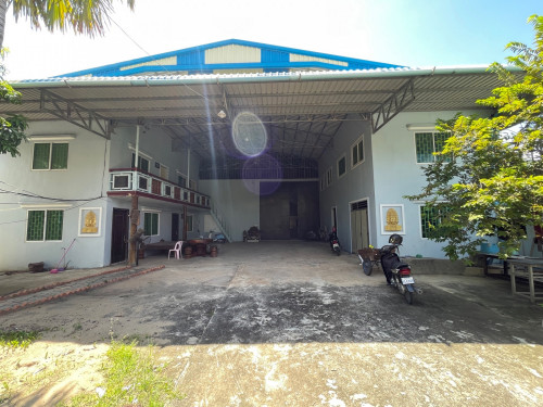 Warehouse for rent
