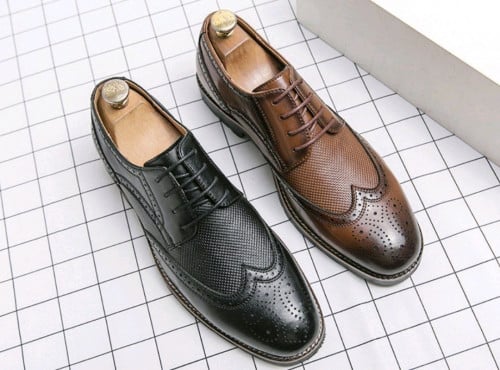 ស្បែកជើងស្បែក ម៉ូតស្អាត ទាន់សម័យ2025 Tel: 069 989 949