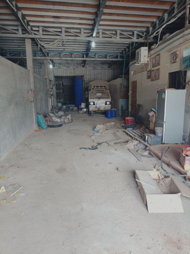 ឃ្លាំង​ជួល​បន្ទាន់​ 300m2