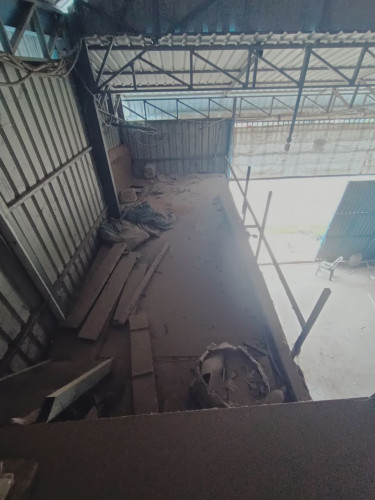 ឃ្លាំង​ជួល​បន្ទាន់​ 300m2