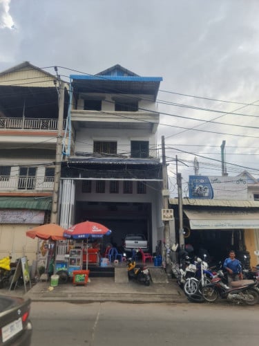 ផ្ទះលក់បន្ទាន់តម្លៃ350000$ចរចារ