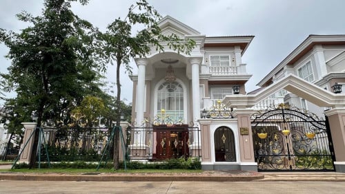 វីឡាព្រីន សម្រាប់ជួល- Borey Peng Huoth Beong Snor.