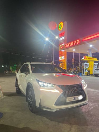 ឡានលក់បន្ទាន់ NX200T