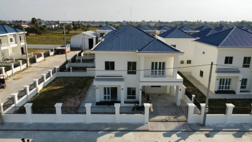 Discount 50% ($1500 to  &=$700) Ugent rent