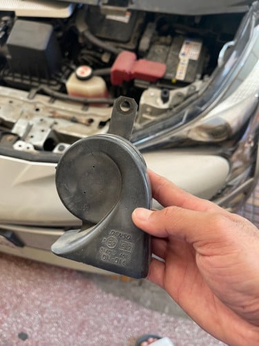 Horn ស៊ីប្លេឡាន Prius 017 ដោះពីក្បាលឡាន មានតែ ១