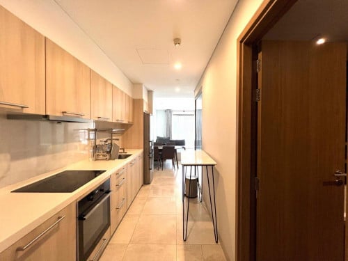 Luxury Two bedroom for rent at Tonlebassac🍀