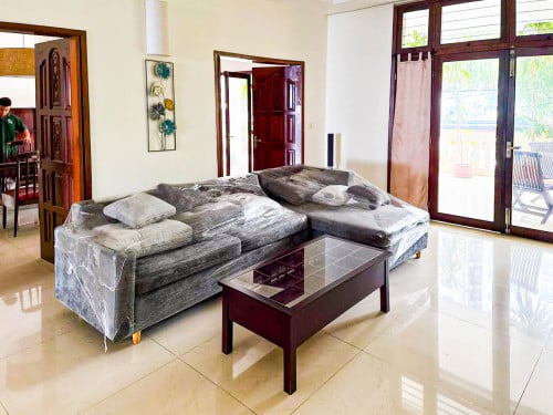 Spacious 2-Bedroom Apartment with Large Terrace – Daun Penh  Ref: KHRA727