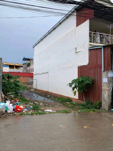 ដីជួលសម្រាប់អាជីវកម្ម ទឹកថ្លា