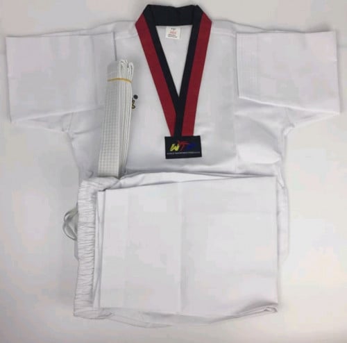 ឯកសណ្ឋាន តេក្វាន់ដូ