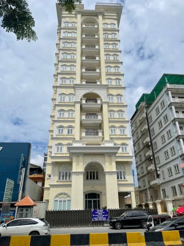 អាផាតមិន១២ជាន់ មានសរុបចំនួន 24យូនីត