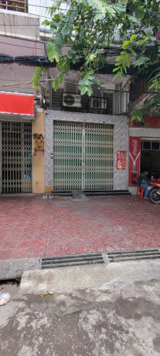 ផ្ទះល្វែងជាន់ក្រោម (Eo) សម្រាប់ជួល ជិតមាត់ទន្លេ ដូនពេញ | House for Rent near Riverside, Daun Penh