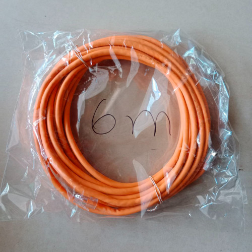 មានលក់ខ្សែNetwork​ កិបរួចមានពី១ម៉ែត្រឡើងទៅនិងមានលក់ដុំនឹងរាយ