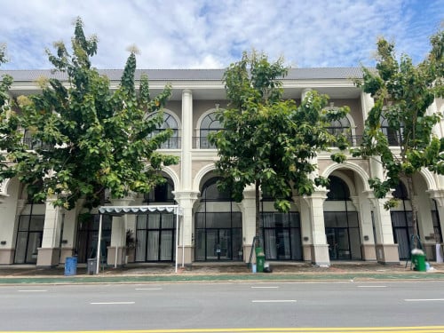 ផ្ទះអាជីវកម្ម សម្រាប់ជួល នៅបុរីប៉េងហួត បឹងស្នោរ | Shophouse for Rent at Borey Peng Huoth Boeung Snor