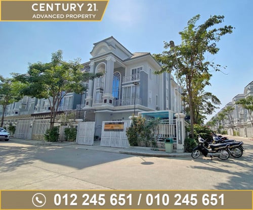 🏘 វីឡាភ្លោះ កែង(Twin) ក្នុងបុរី ឡុងនី4 ត្រូវការលក់បន្ទាន់ខ្លាំង