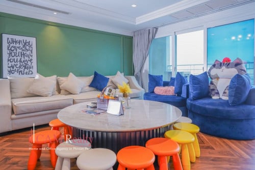 15th Floor 4 Bedroom Penthouse Condo For Rent in Toul Kork