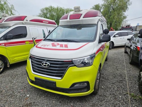 Ambulance Starex 2019