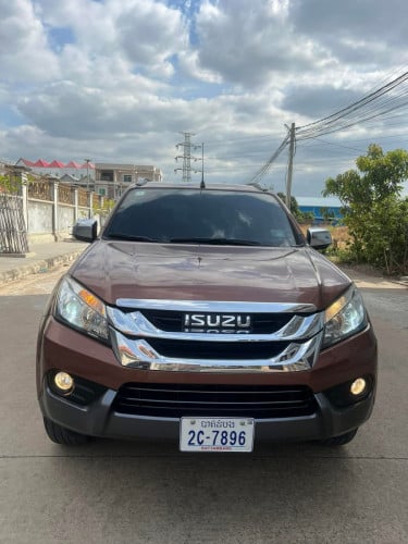 ISUZU MU-X 2016