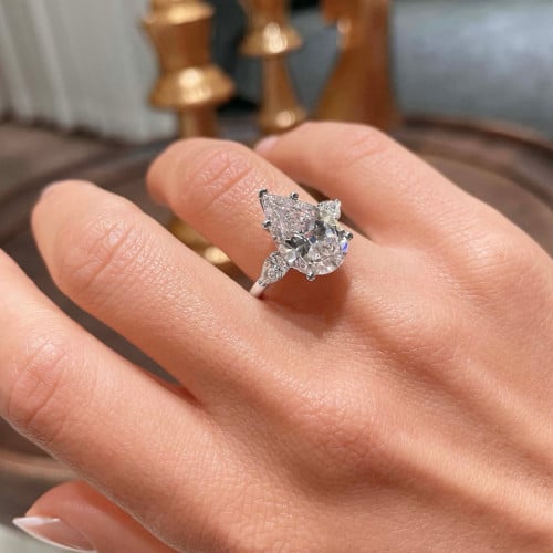 Lab grown diamond