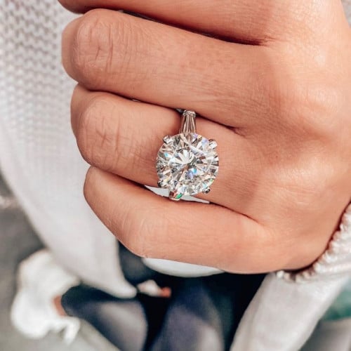 Lab grown diamond price : 4200$