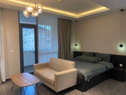 Modern Studio room for rent Near Independence