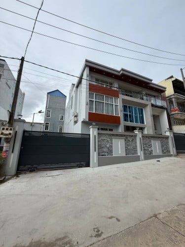 Modern villa for rent 9 rooms