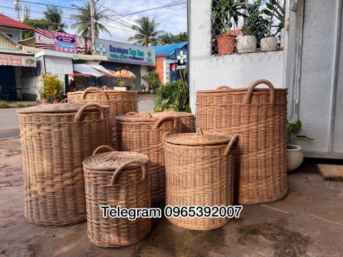 ជៀលខោអាវធ្វើពីរពាក់