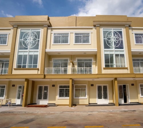 វីឡាកូនកាត់លក់បន្ទាន់ (ម្ចាស់ផ្ទាល់)