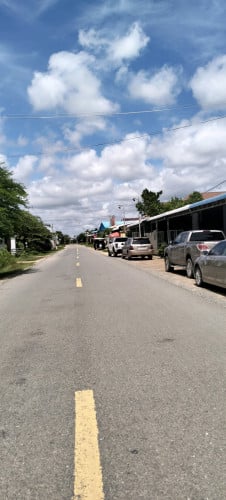 ដីទីតាំងផ្ទាល់ខ្លួន2ទីតាំងដាក់ចិត្តលក់ ខ្នាតផ្ទះជីវកម្មឃ្លាំង️ចំការលំហែរ️ប្លង់រឹង