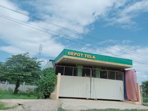 លក់បន្ទាន់ ហ្គារ៉ាស់សាំងស្រាប់+ដីខាងក្រោយ450m2