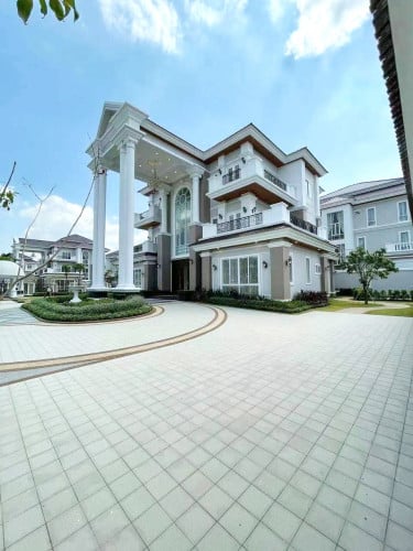 វីឡាឃីងAសម្រាប់ជួល នៅបុរីប៉េងហួត60m | Villa King A For Rent l Borey Peng Huoth 60M