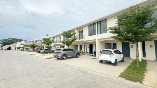 ផ្ទះលក់ផ្លូវធំ បុរីភូមិសំរោង (វីឡាB)​ FREE កាត់ប្លង់