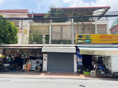 ហាងសម្រាប់ជួលនៅអូឡាំពិក | Shop for rent at Olympic