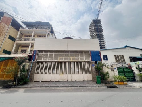 ផ្ទះអាជីវកម្មសម្រាប់ជួល នៅសង្កាត់ទំនប់ទឹក | Shophouse for rent in Sangkat Tumnob Teuk