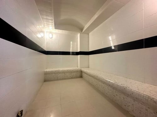 Luxury 1-Bedroom Apartment for Rent in BKK1