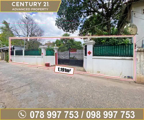 🏘 ផ្ទះវីឡា​ នៅជិតផ្សារព្រែកឯង ត្រូវការលក់បន្ទាន់ខ្លាំង