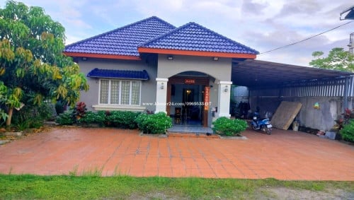 A private villa for rent in Kampot