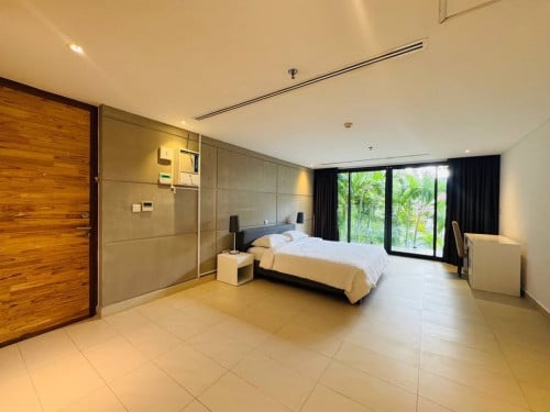 Elegant Duplex Apartment | 2BR | 174 sqm | Full Services | Daun Penh