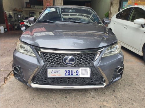 Lexus CT 200H Full option F-Sport