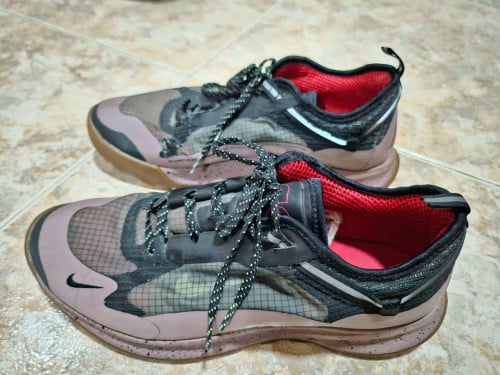 Men Sneakers 42.5 (7.5)