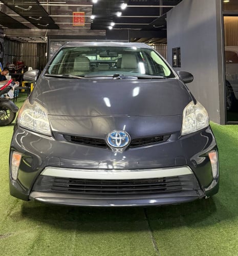 Toyota Prius 2013 Plug-in option 3