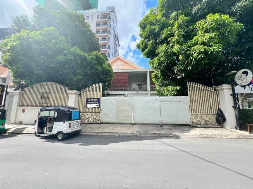 Villa For  Rent- Boeng Kengkang1