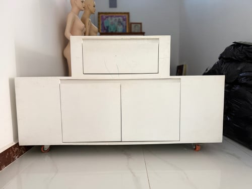 ទូរតាំងមានថត