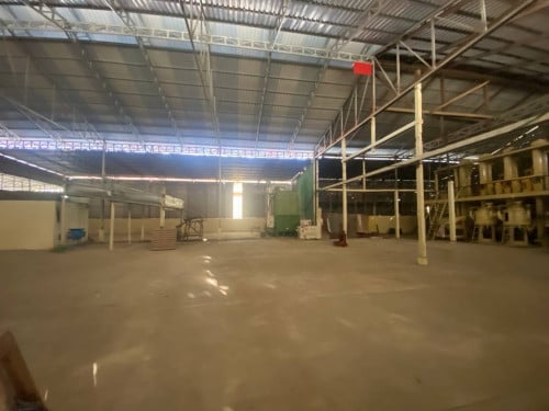 ដីឃ្លាំងលក់ប្រញ៉ាប់ ៖ ស្រុកកណ្តាលស្ទឹង